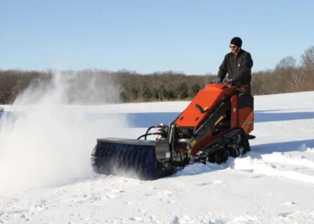 48" MT SWEEPER ATTACHMENT RENTAL view 3