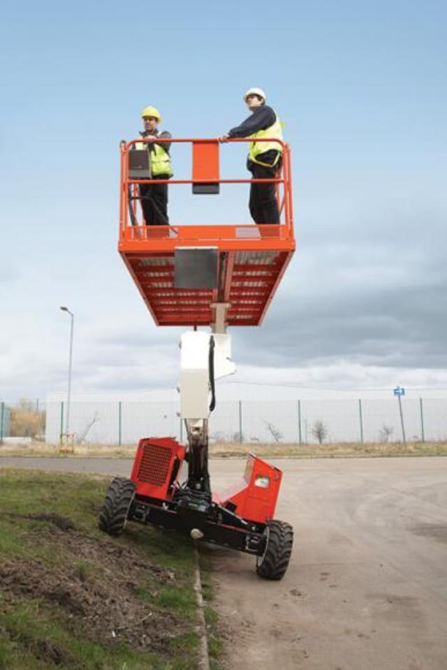 SNORKEL SPEED LEVEL 30' RT SCISSOR LIFT view 2
