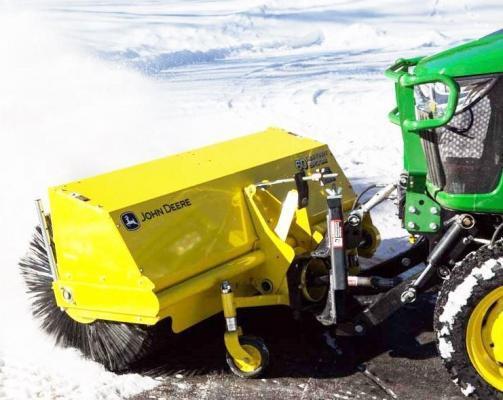 60" JOHN DEERE SMALL TRACTOR SWEEPER BRO