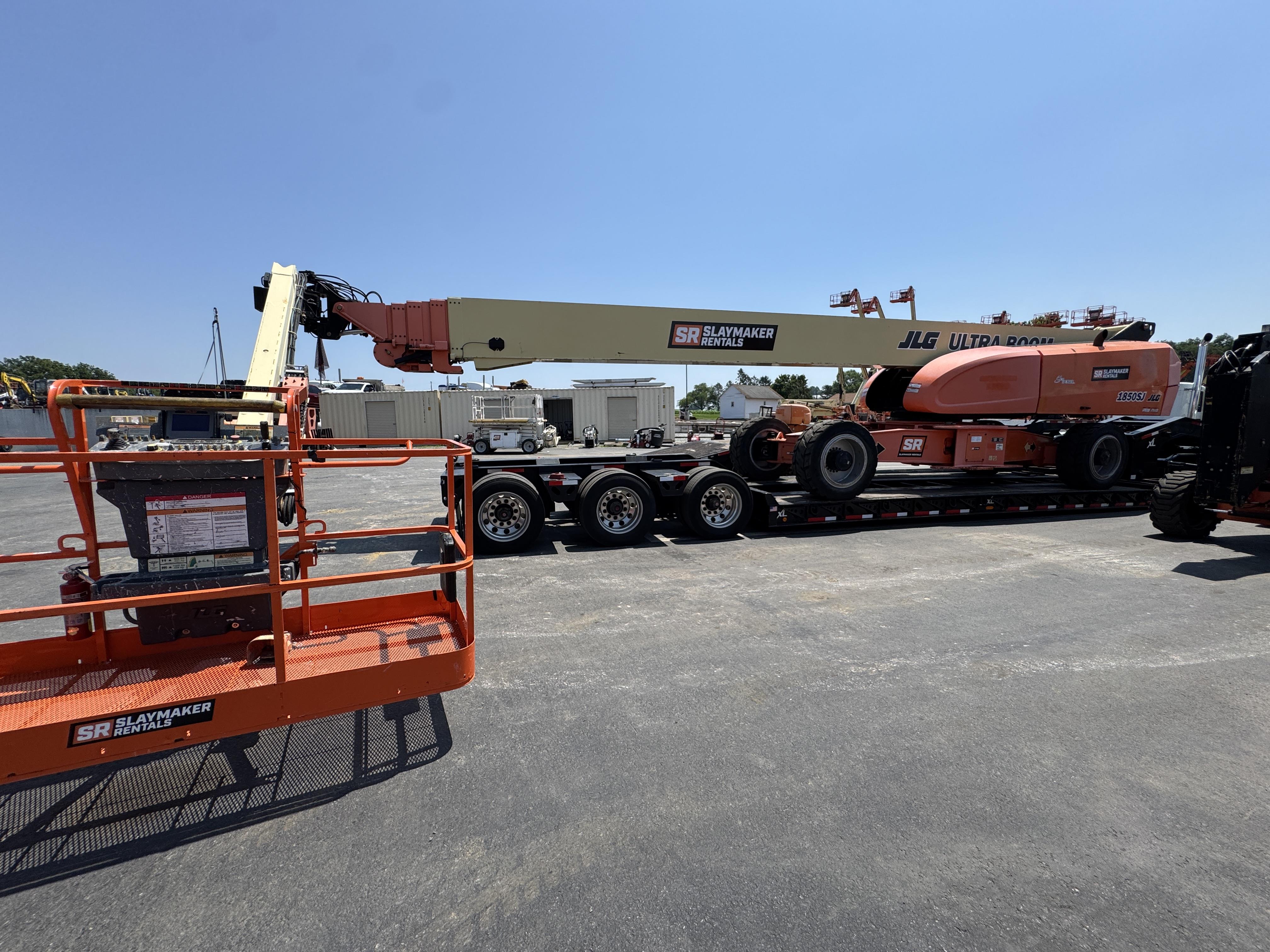 185' JLG ULTRA BOOM LIFT 1850SJ view 4