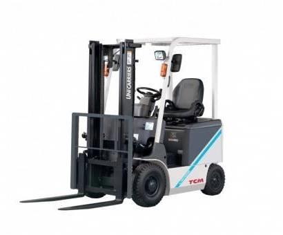 2,200 LB CAPACITY ELECTRIC FORKLIFT PN