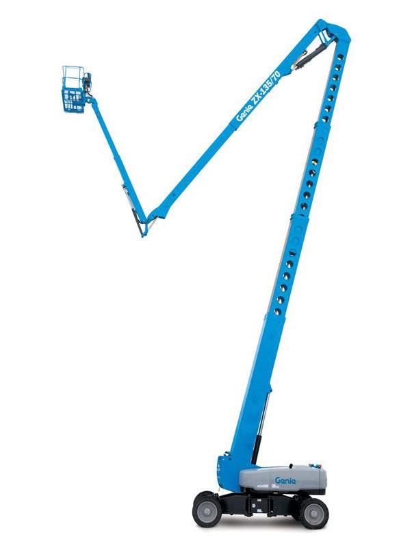 135' ARTICULATED BOOM LIFT