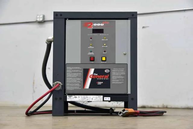 YUASA,THE GENERAL, FORKLIFT BATTERY CHAR