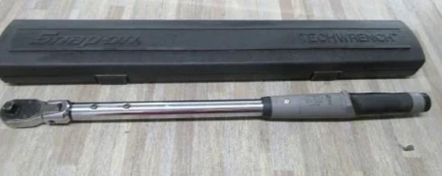 SNAP ON TECH WRENCH